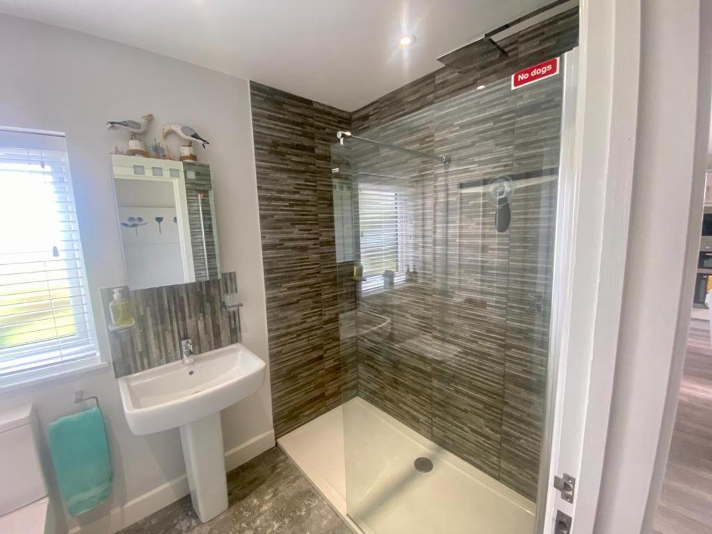 2 Bedroom Cottage sleeps 4, with Pool Use, Sennen Buitenkant foto