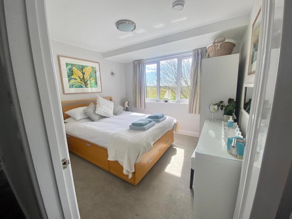 2 Bedroom Cottage sleeps 4, with Pool Use, Sennen Buitenkant foto