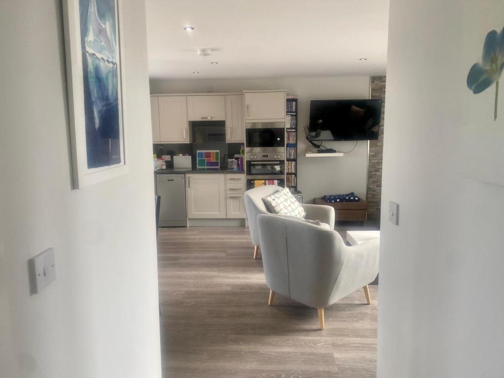 2 Bedroom Cottage sleeps 4, with Pool Use, Sennen Buitenkant foto